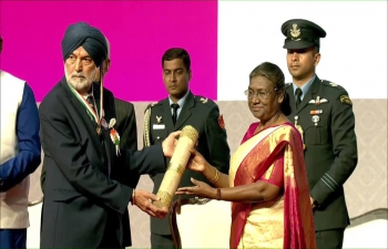 Mr Joginder Singh received the Pravasi Bharatiya Samman Award 2023 in recognition of his contribution in the field of Art & Culture/Education. Mr. Singh was awarded during the Valedictory Session of the Pravasi Bharatiya Divas Convention 2023 on 10 January 2023 by the Hon’ble President of India